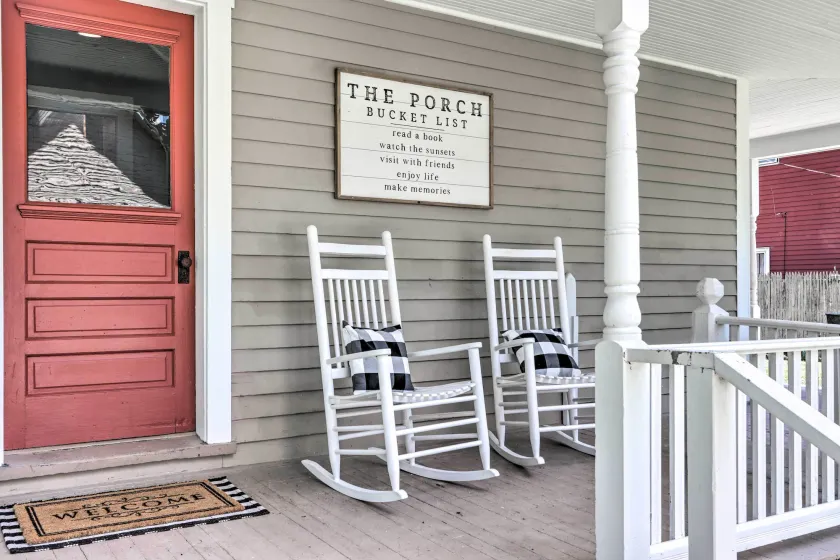 'The Ruebling House': Bright, Modern, & Renovated! - Interior