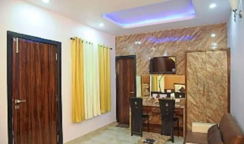 007 Universe Resorts And Spa - Room
