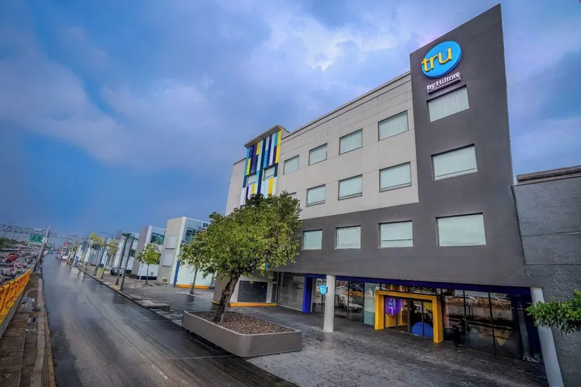 Tru By Hilton Mexico City Airport - Image 1