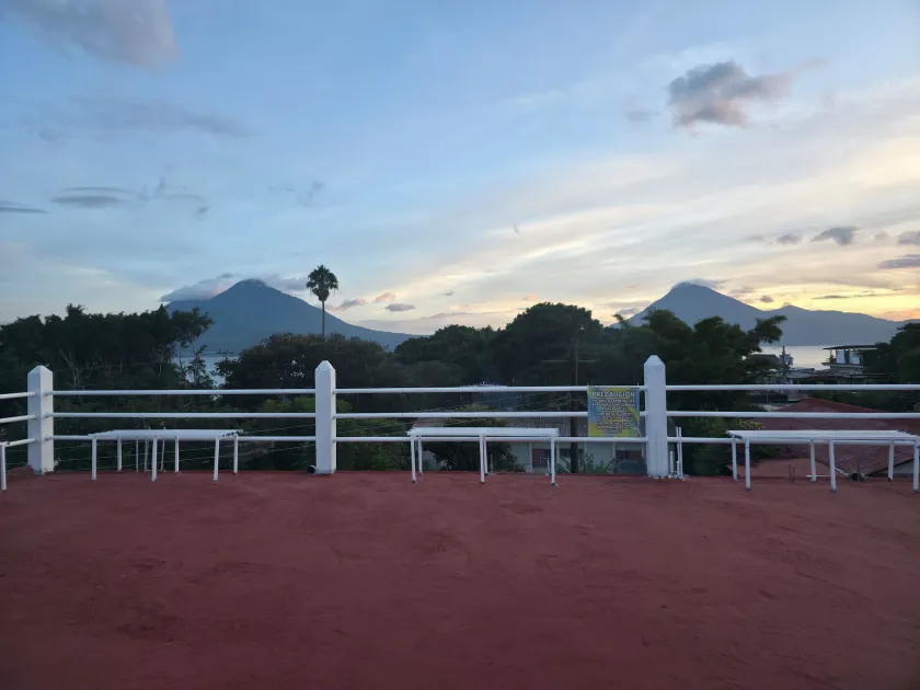 Hotel Paradise Inn - Image 1