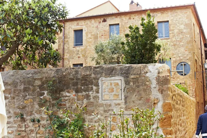 La Bandita Townhouse - Image 1