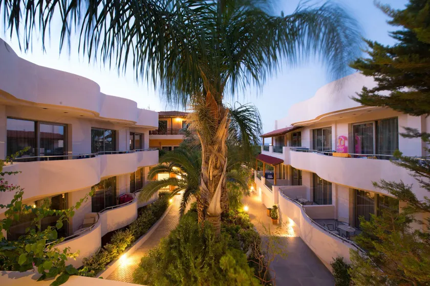 Cactus Beach Hotel - Image 1