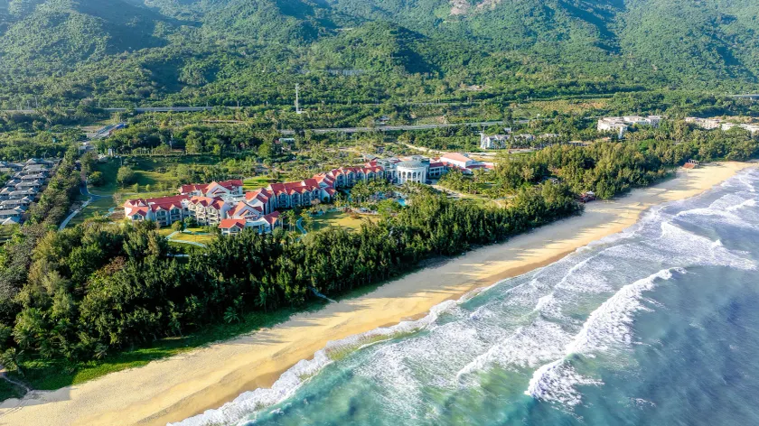 Holiday Inn Hainan Xiangshui Bay by IHG - Image 1