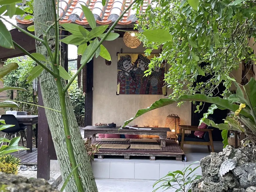 Guest house cago - Image 1
