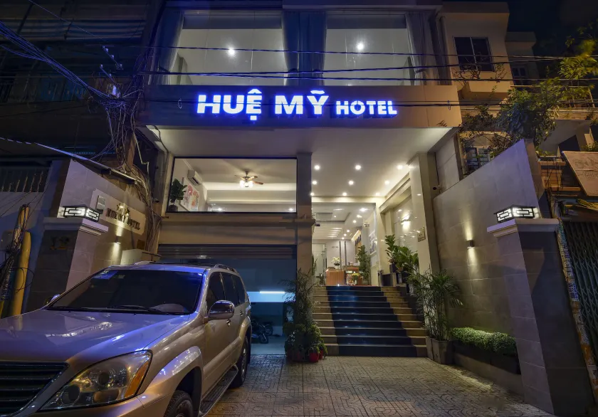 Hue My Hotel - Image 1