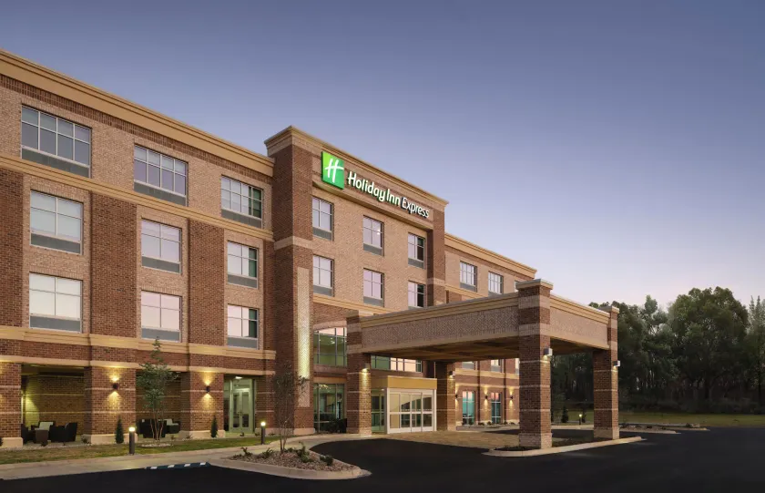 Holiday Inn Express - Jackson - Ridgeland by IHG - Image 1