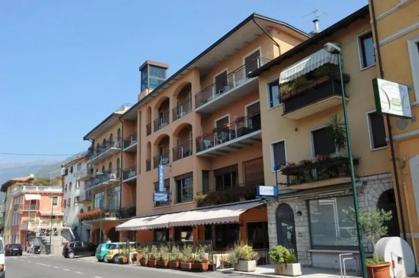 Hotel Sorriso - Image 1