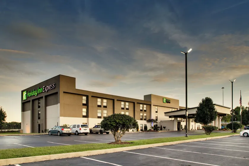 Holiday Inn Express Horse Cave by IHG - Image 1