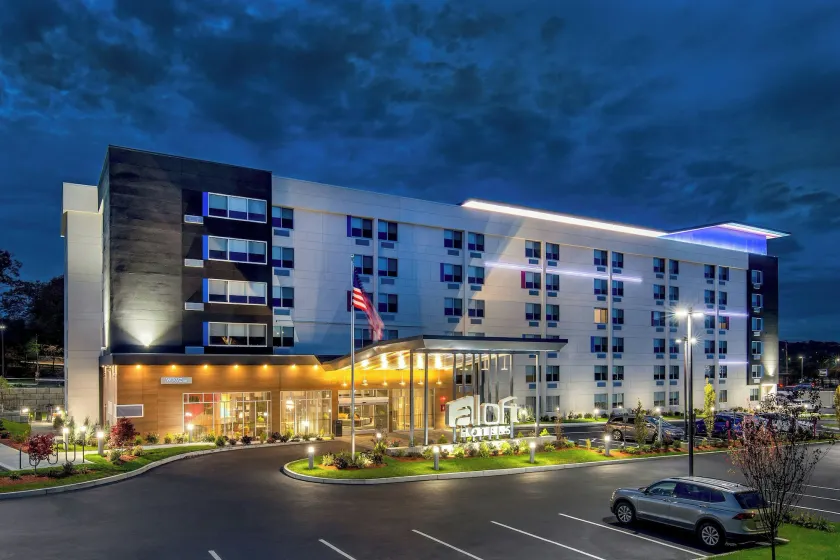 Aloft by Marriott Framingham - Image 1