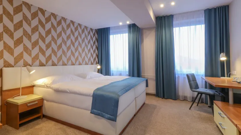 Hotel Karpatia - Image 1