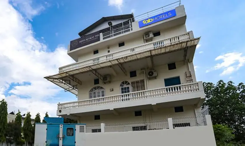 Hotel O Sudhowala Formerly White Retreat - Image 1