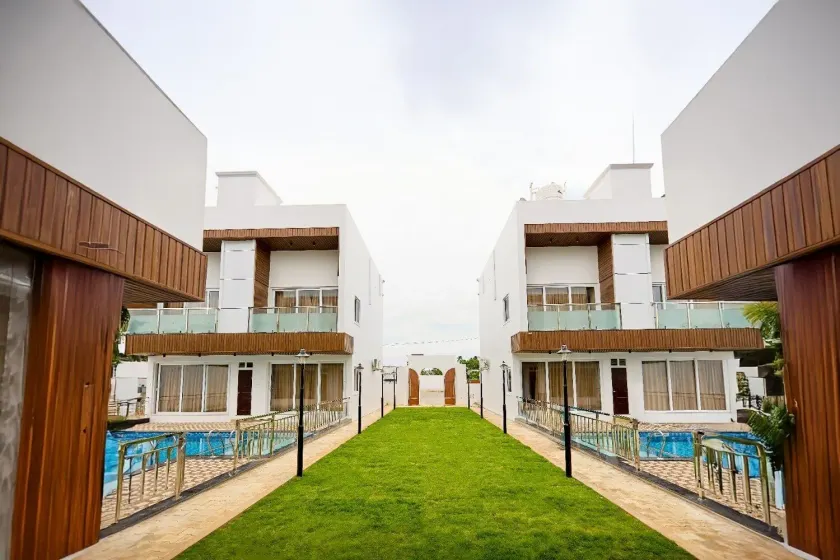 ASJ Holiday Villa - Image 1