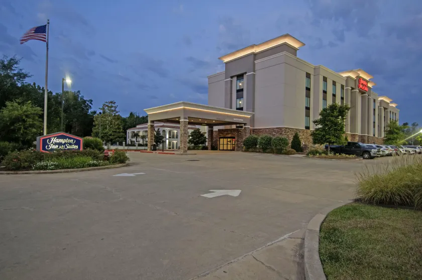 Hampton Inn & Suites Monroe - Image 1