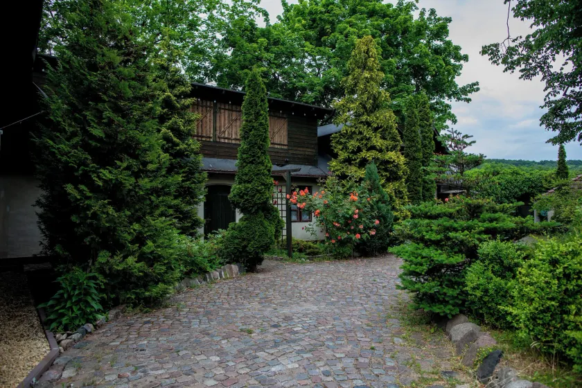 Młynarzowy Dworek - Image 1