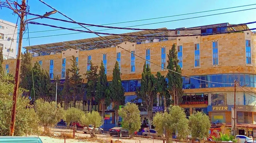 Azmal Hotel & Suites - Image 1