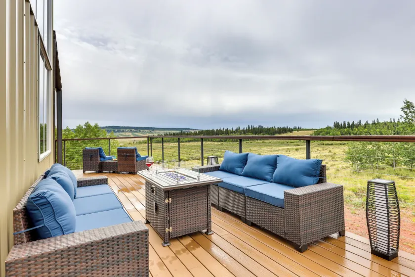 Colorado Retreat w/ Gas Grill & Mountain Views! - Image 1