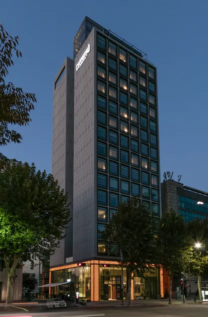 Hotel Cappuccino - Image 1