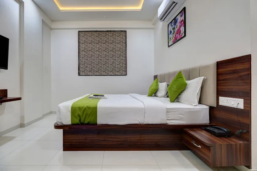 Hotel StayBird - Nest, Kharadi - Image 1