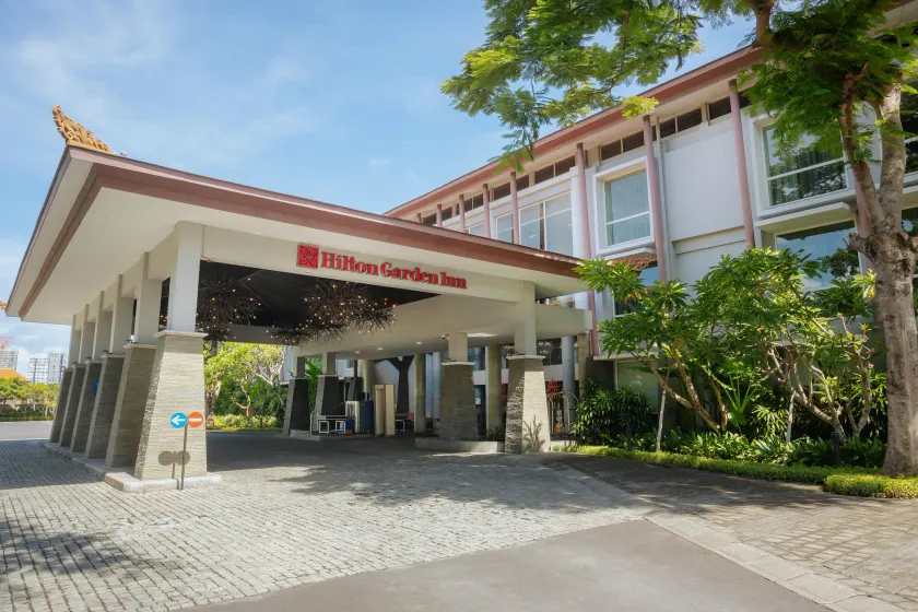 Hilton Garden Inn Bali Ngurah Rai Airport - Image 1