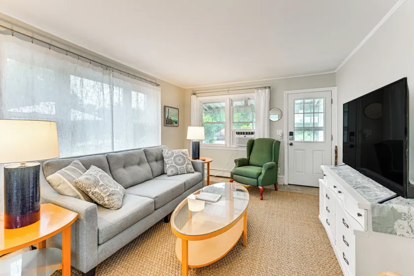 Bayfront East Quogue Retreat w/ Private Boat Dock - Image 1