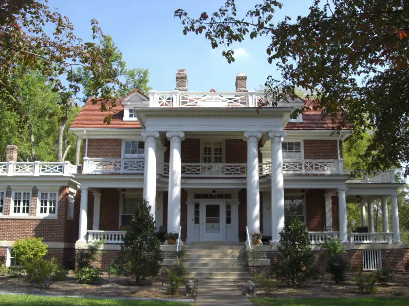 The Boxley Place Inn - Image 1