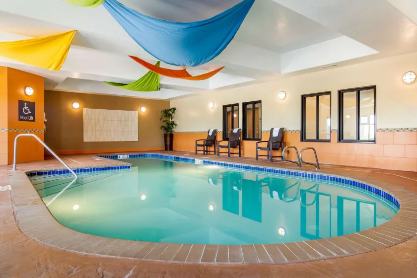 Comfort Inn & Suites Brighton Denver NE Medical Center - Image 1