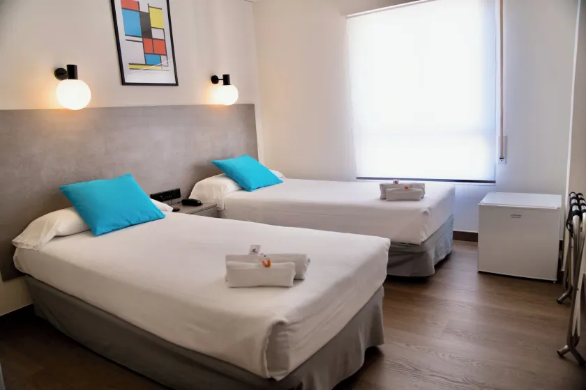 Hotel Universal Murcia - Image 1