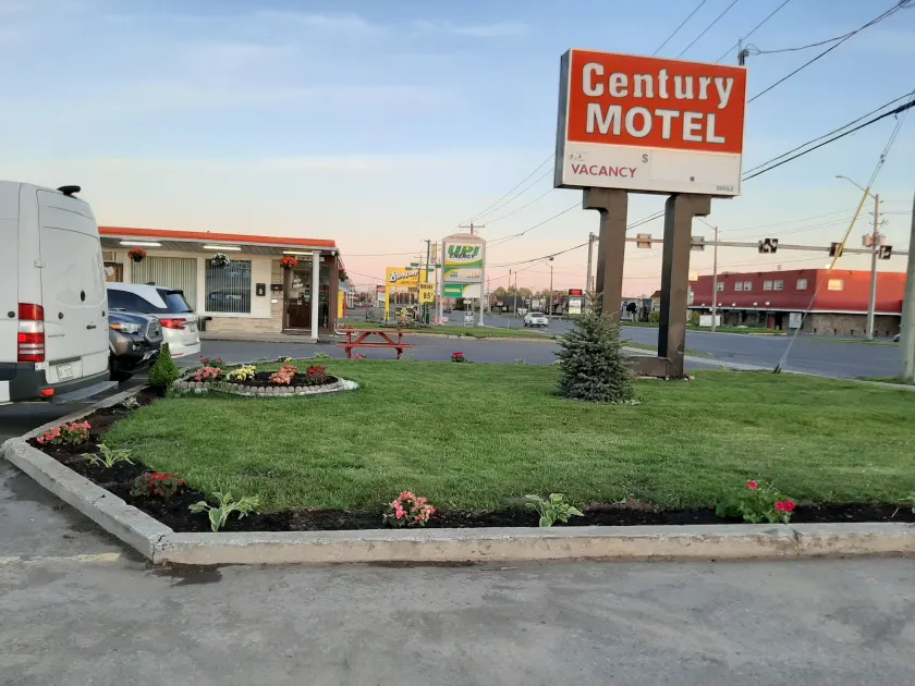 Century Motel - Image 1