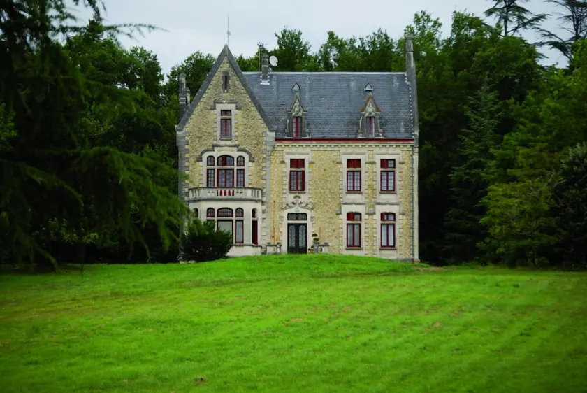 Château La Thuilière - Image 1