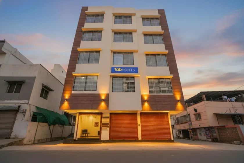 Via Crystal Inn - Image 1