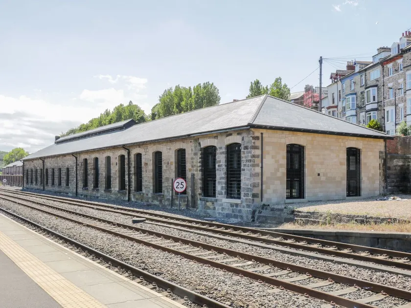 Evening Star Engine Shed - Image 1