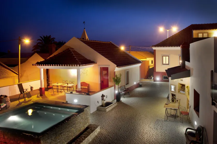Artvilla - Image 1
