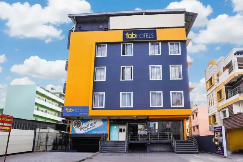 FabHotel VJR Electronic City - Image 1