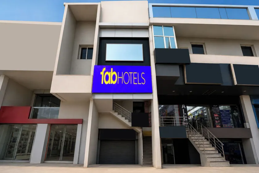 Fabhotel Luxury Stay - Image 1