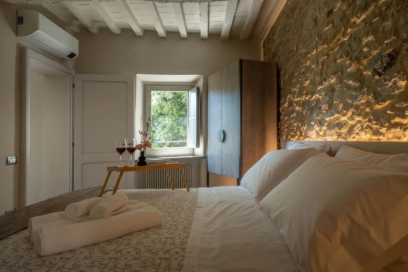 Forma Your Boutique Suite - Image 1