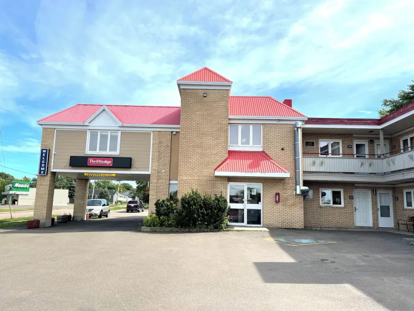 Thriftlodge by Wyndham Moncton - Image 1