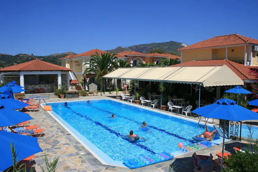 Metaxa Hotel - Image 1