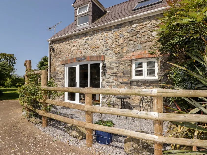 The Coach House - Image 1