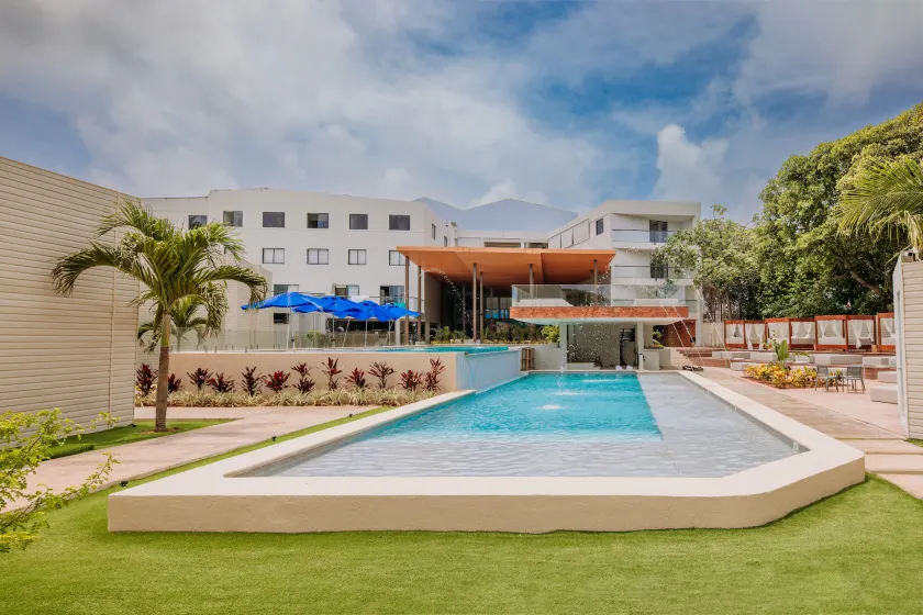 Dreamer Beach Club - Image 1