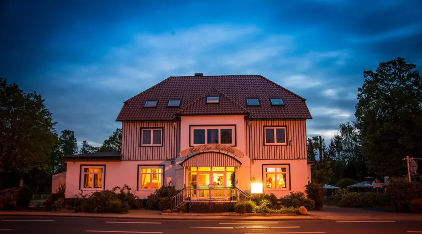 Hotel zur Heideblüte - Image 1