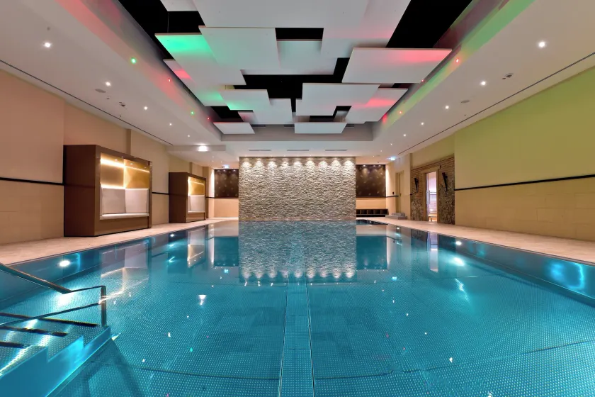 Bonn Marriott Hotel - Image 1