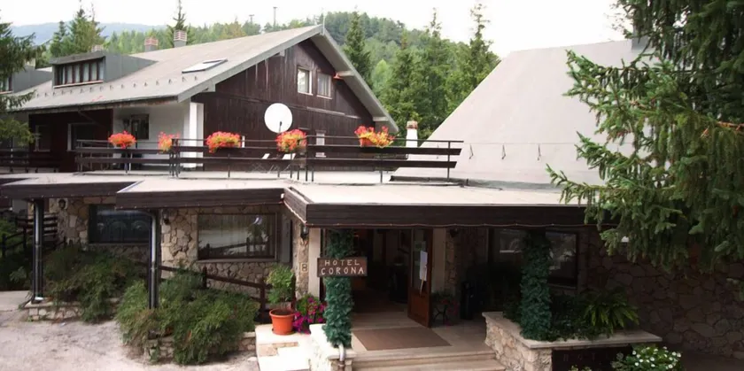 Hotel Corona - Image 1