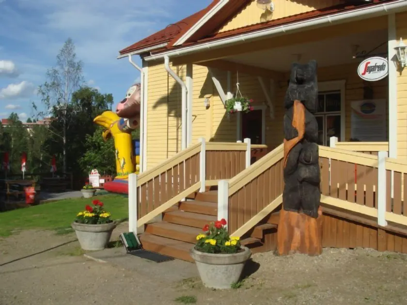 Mansikkaharju Holiday Camp - Image 1