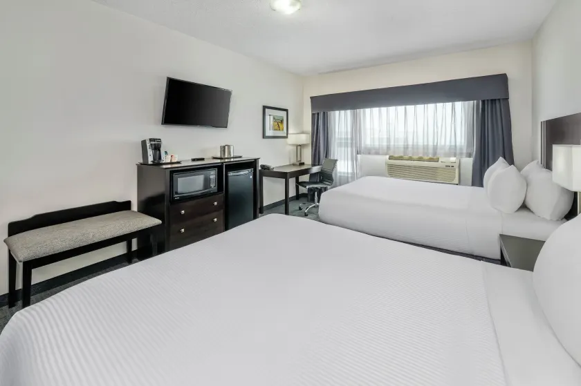 Park Inn by Radisson Edmonton Airport - Image 1