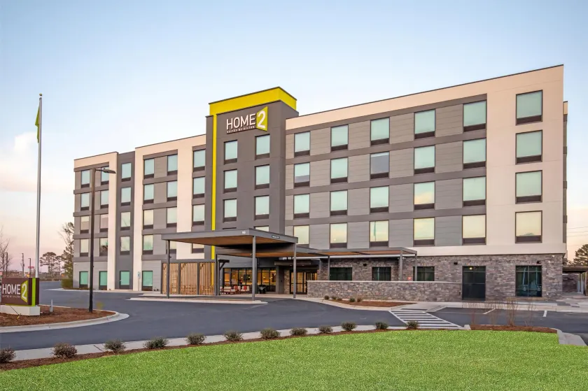 Home2 Suites By Hilton Smithfield Selma - Image 1