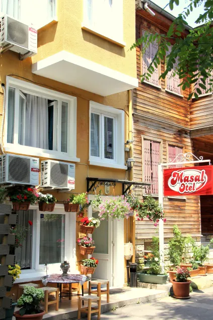 Masal Hotel - Image 1