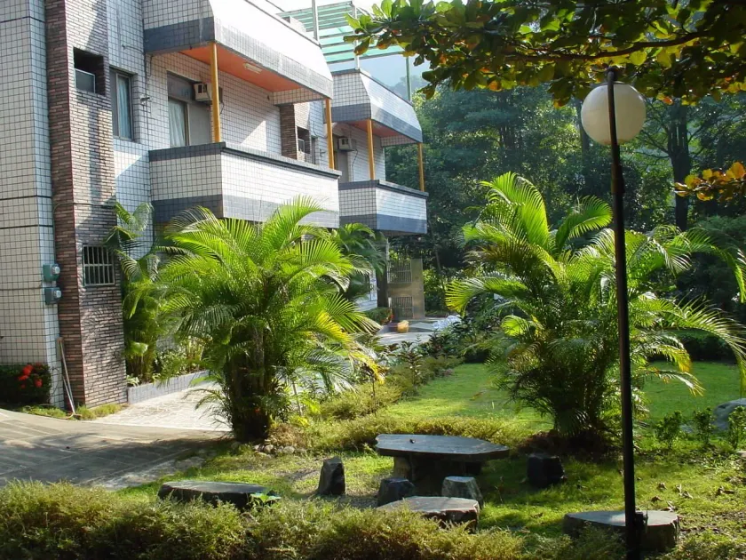 De Wang Villa - Image 1