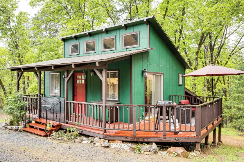 'hidden Valley Retreat' - Outdoorsy West Point Gem - Image 1