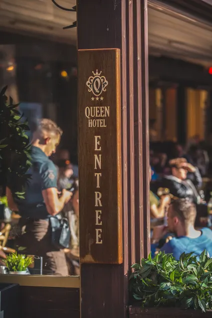 Queen Hotel - Réception