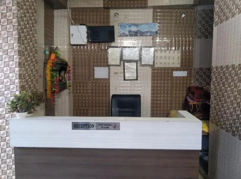 Hotel Sharma Guest House  - Reception